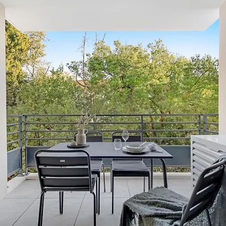 T2 Cosy Hyeres, Proche Parc, Centre Ville, 7' Hyeres