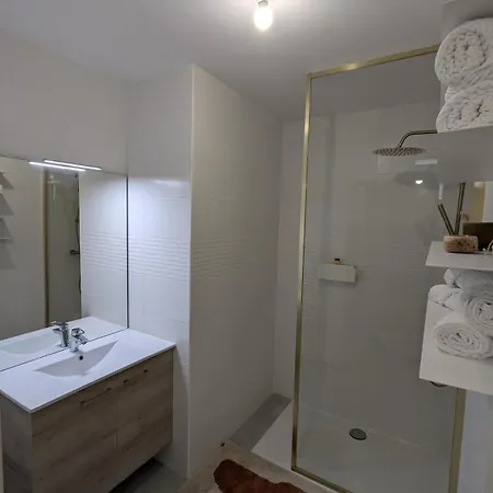 T2 Cosy Hyeres, Proche Parc, Centre Ville, 7' Apartment Hyeres